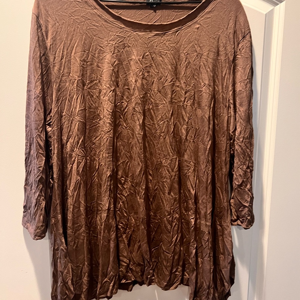 Brown blouse
Size XL